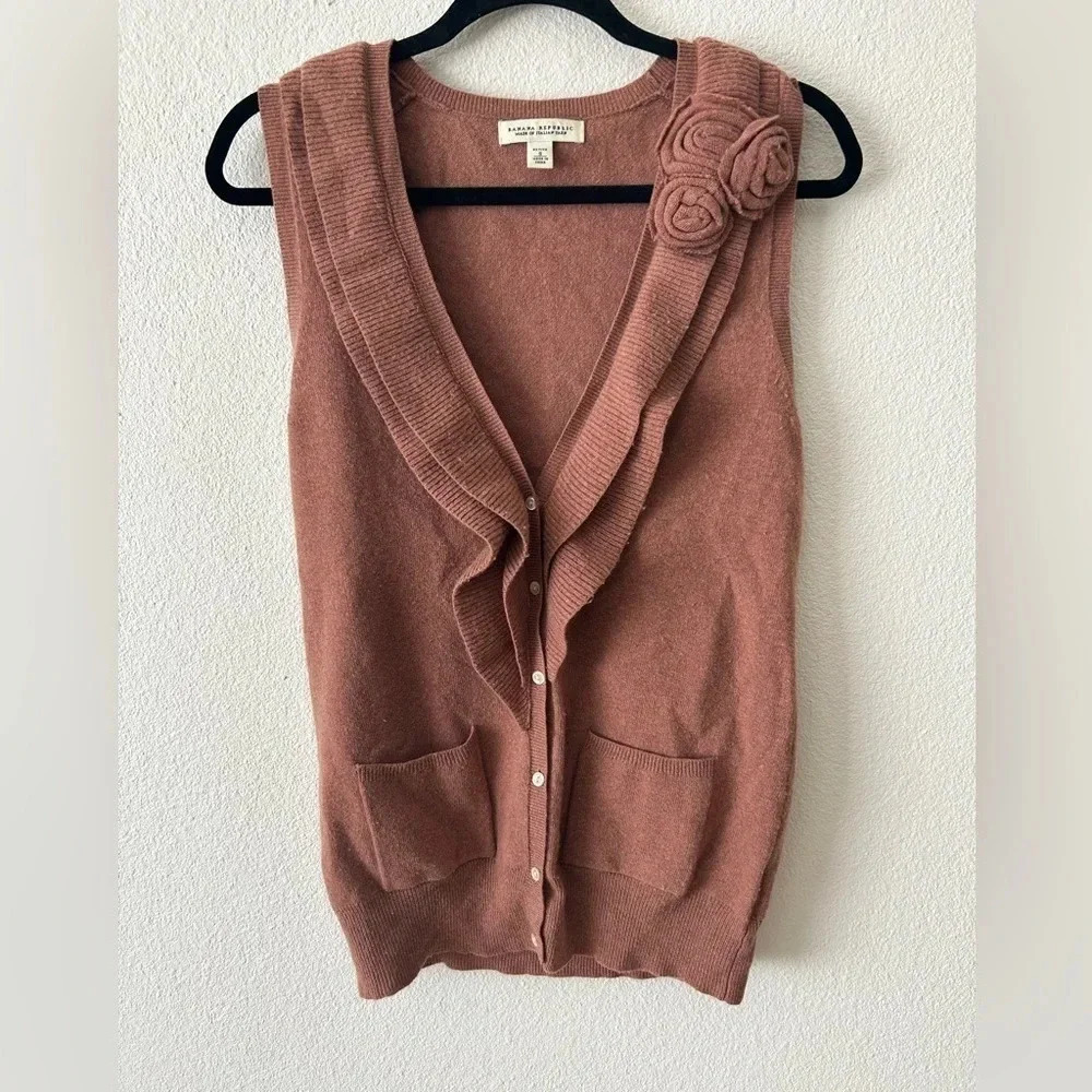 Banana Republic Womens Sweater vest Cardigan S Brown Wool Cashmere Ruffle